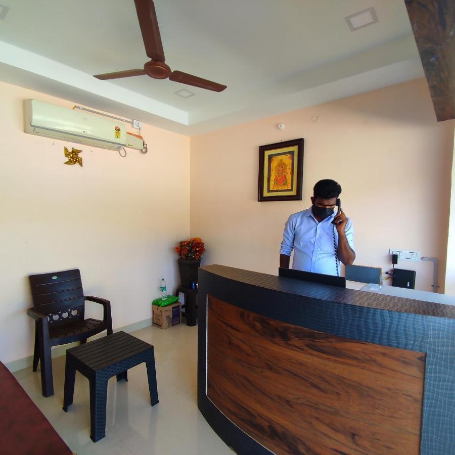 Hotel Db Max Tiruchirappalli Eksteriør billede